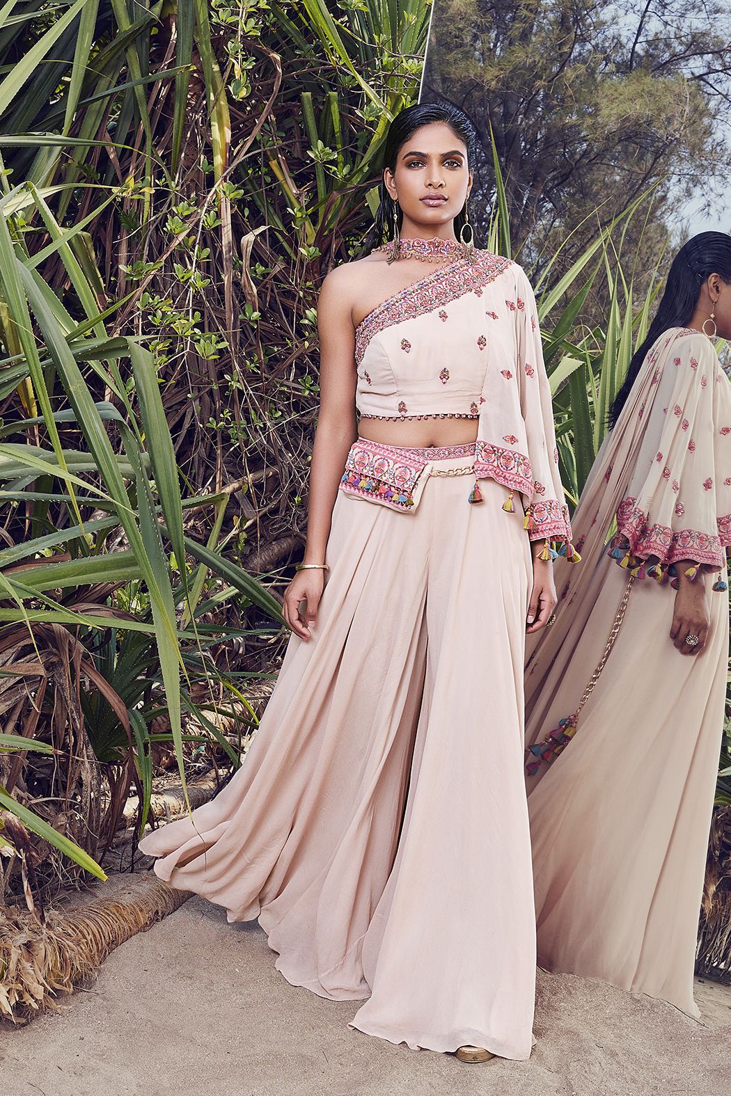 9 Latest Cold Shoulder Crop Top Designs – South India Fashion